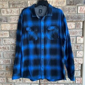 🍒💣 Vans blue/ black plaid flannel